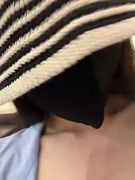 ZJbaby online show from May 2026 03:30:02 PM
