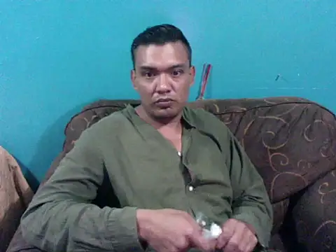 Snapshot of latinomoreno95 chatting on July 2026 01:33:01 AM latinomoreno95 online show from July 2026 01:33:01 AM