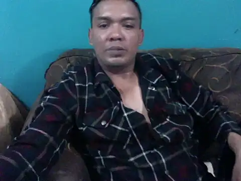 Snapshot of latinomoreno95 chatting on July 2026 12:28:01 AM latinomoreno95 online show from July 2026 12:28:01 AM