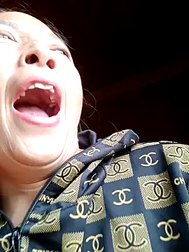 muamua99 online show from March 2026 05:48:02 AM