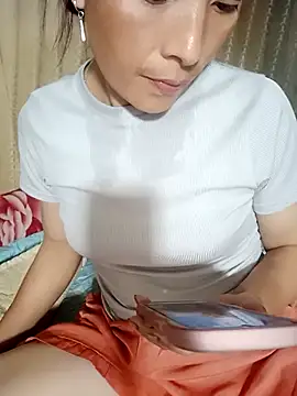 muamua99 online show from April 2026 12:41:02 PM