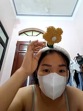 seduza-hyun online show from April 2026 01:43:01 AM