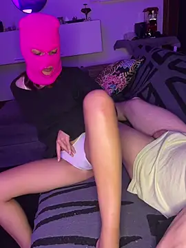 Snapshot of Bbface1905 chatting on February 2026 09:02:01 PM Bbface1905 online show from February 2026 09:02:01 PM