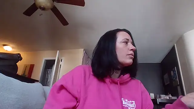 Snapshot of something_unholy chatting on April 2026 01:12:01 PM something unholy online show from April 2026 01:12:01 PM