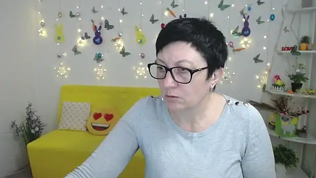 EmilyL0ve online show from April 2026 05:38:01 AM