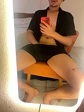 GostosoRS25 online show from January 2026 05:29:02 PM