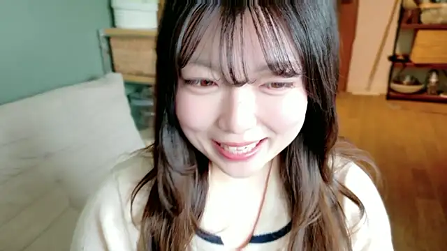   Yui  online show from March 2026 01:12:01 AM