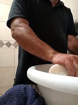 Playmate1976 online show from April 2026 07:03:02 PM