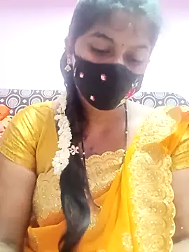 Tamil Hot Anu online show from April 2026 10:33:02 PM