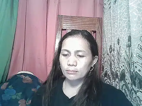 prettymomma24xx online show from April 2026 01:34:01 PM