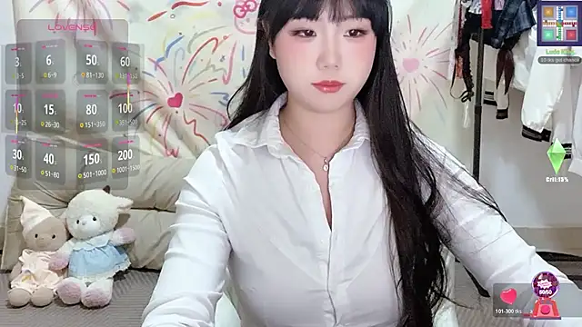 xiaoguai99 online show from May 2026 01:05:01 PM