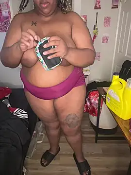 Chocolatebunnyxx96 online show from March 2026 05:08:01 PM