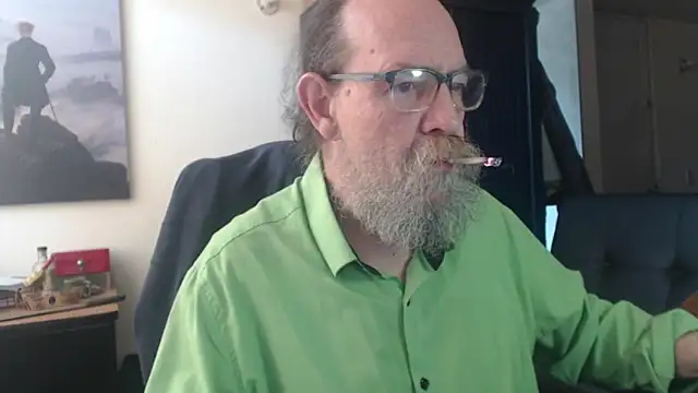 Uncle Hottie online show from June 2026 03:27:01 PM