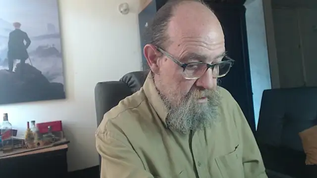 Uncle Hottie online show from July 2026 03:48:02 PM