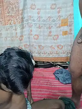 Snapshot of soft_couple778 chatting on February 2026 05:05:02 PM soft couple778 online show from February 2026 05:05:02 PM