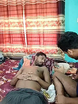 Snapshot of soft_couple778 chatting on February 2026 04:17:01 AM soft couple778 online show from February 2026 04:17:01 AM