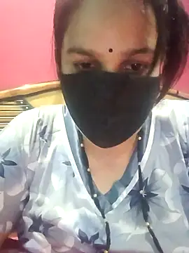Snapshot of 01Roshani chatting on July 2026 07:10:01 AM 01Roshani online show from July 2026 07:10:01 AM