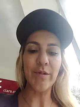 Snapshot of Monita_Med chatting on April 2026 07:07:02 PM Monita Med online show from April 2026 07:07:02 PM