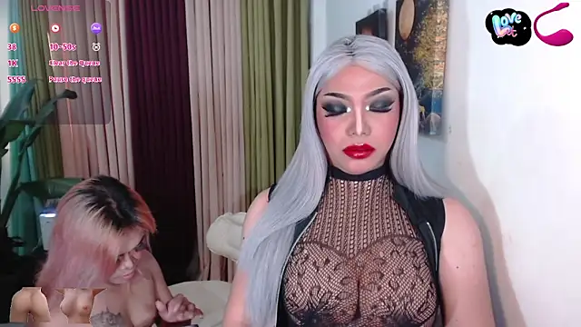 QueensOfcum online show from March 2026 01:44:02 AM