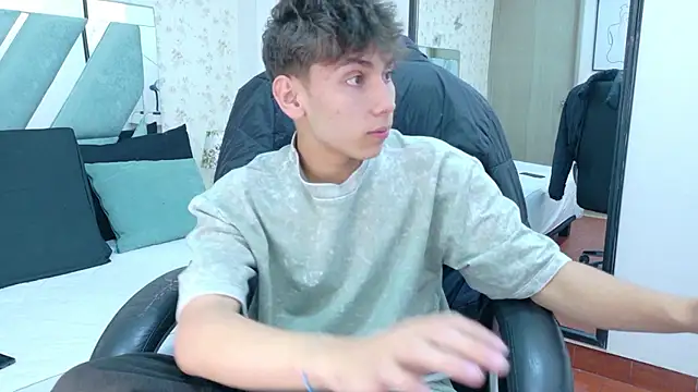 Snapshot of Liam_Noxx chatting on January 2026 07:08:02 PM Liam Noxx online show from January 2026 07:08:02 PM