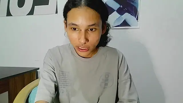 Snapshot of DeusGoth chatting on July 2026 06:17:01 AM DeusGoth online show from July 2026 06:17:01 AM