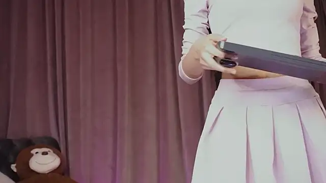 ZariaaVera online show from April 2026 08:11:02 PM