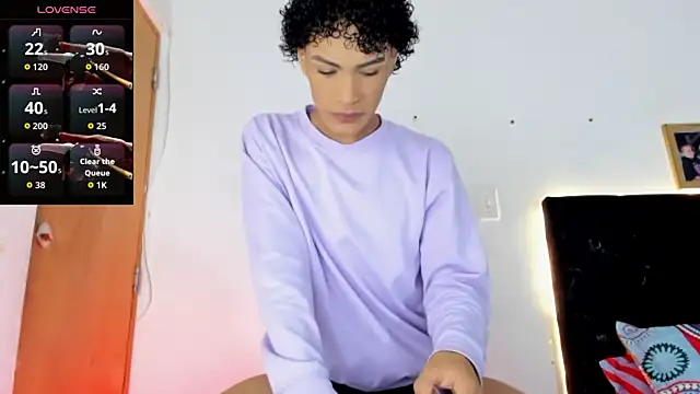 HotboyLyan online show from July 2026 10:07:01 AM