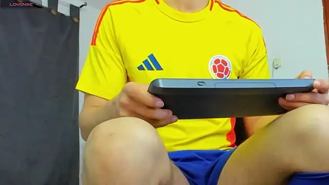 camilo model online show from April 2026 07:06:02 AM