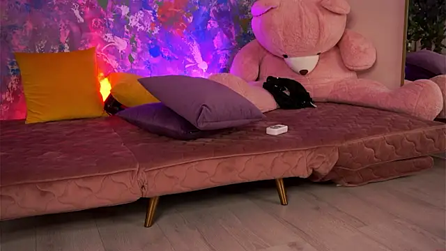 Ava Solis online show from March 2026 08:39:01 PM