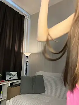 SkylineBliss online show from March 2026 09:27:02 AM