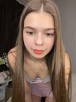 Snapshot of SkylineBliss chatting on June 2026 01:14:01 PM SkylineBliss online show from June 2026 01:14:01 PM