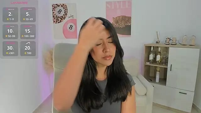 Sussan Monroe online show from March 2026 11:41:01 PM