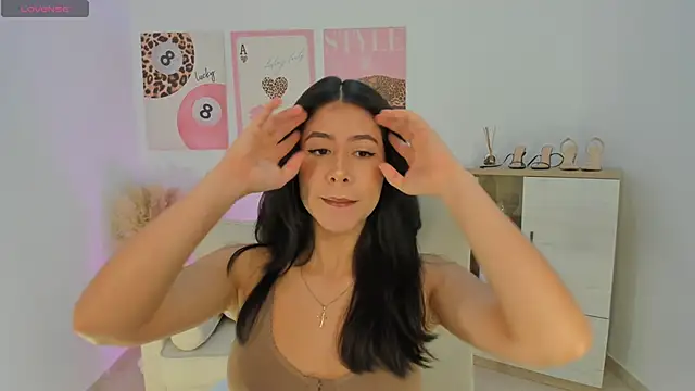 Sussan Monroe online show from April 2026 09:12:02 AM