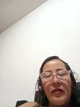 Snapshot of Salome_69 chatting on June 2026 10:34:02 PM Salome 69 online show from June 2026 10:34:02 PM