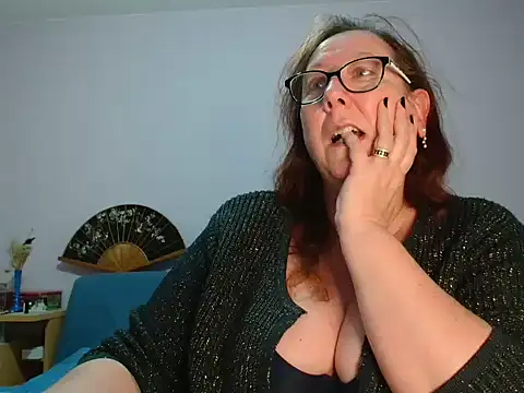 xmyriamx online show from April 2026 08:23:02 AM