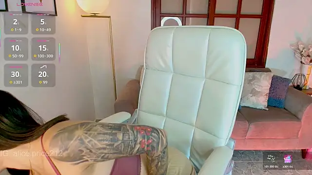 Snapshot of Alice_Price_ chatting on May 2026 04:04:01 PM Alice Price online show from May 2026 04:04:01 PM