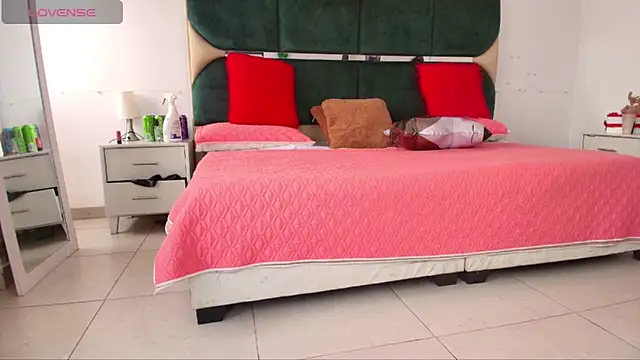 Jessica Beltrann online show from March 2026 07:41:02 PM