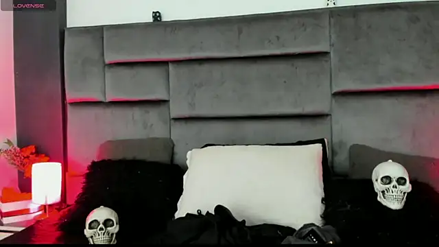 Jessica Beltrann online show from April 2026 08:01:02 PM