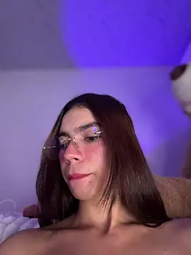 Eveliin ruiz online show from March 2026 02:33:02 PM