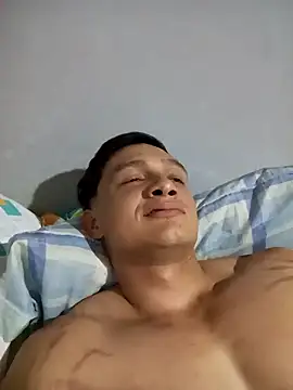 jhoel-zami26 online show from April 2026 10:34:01 PM