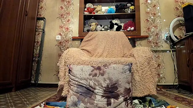   Fistashka   online show from February 2026 01:59:01 PM