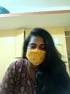 Milky Julia online show from January 2026 05:27:02 PM