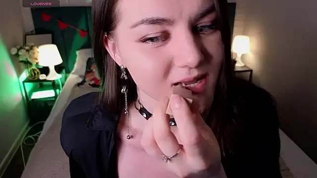 ScarletMur online show from March 2026 04:01:01 PM