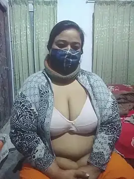 momo loves online show from February 2026 06:06:01 PM