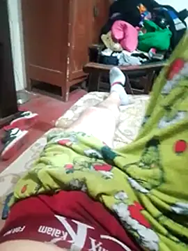 Snapshot of Leosexx chatting on February 2026 07:48:01 AM Leosexx online show from February 2026 07:48:01 AM