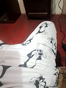 Snapshot of Leosexx chatting on February 2026 09:32:02 AM Leosexx online show from February 2026 09:32:02 AM