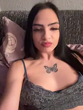 Evelin199 online show from March 2026 04:52:01 PM