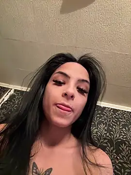 Evelin199 online show from April 2026 05:30:01 PM