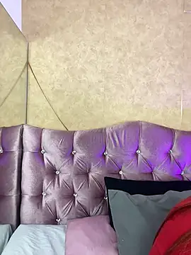 Missy 22  online show from April 2026 01:33:02 PM