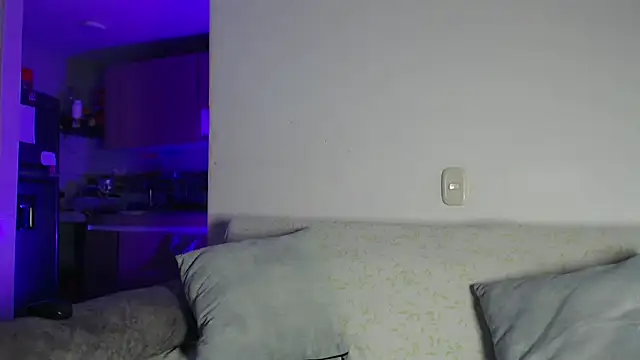 samanta xi online show from March 2026 04:34:02 AM